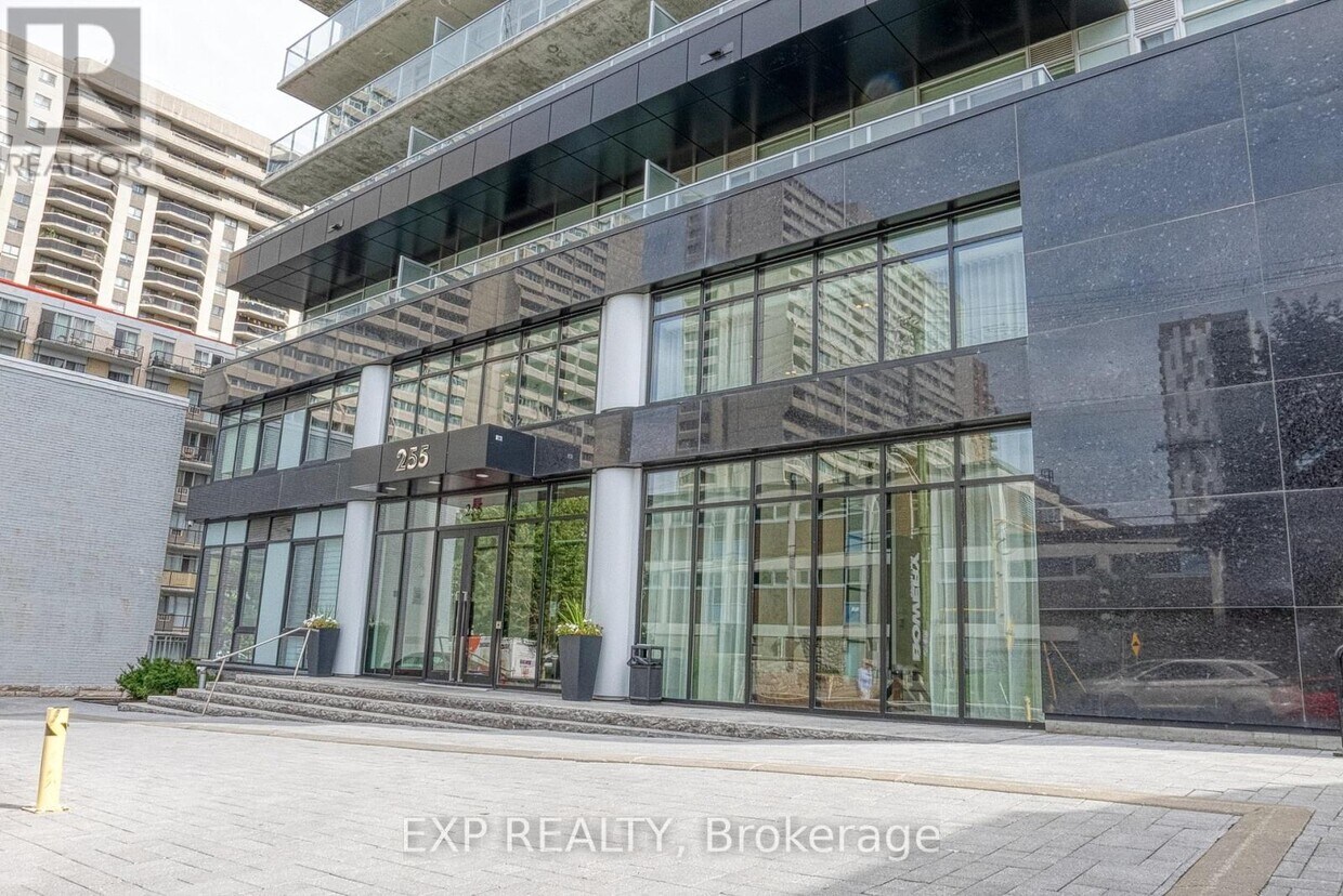 Photo principale - 255-1255 Bay St