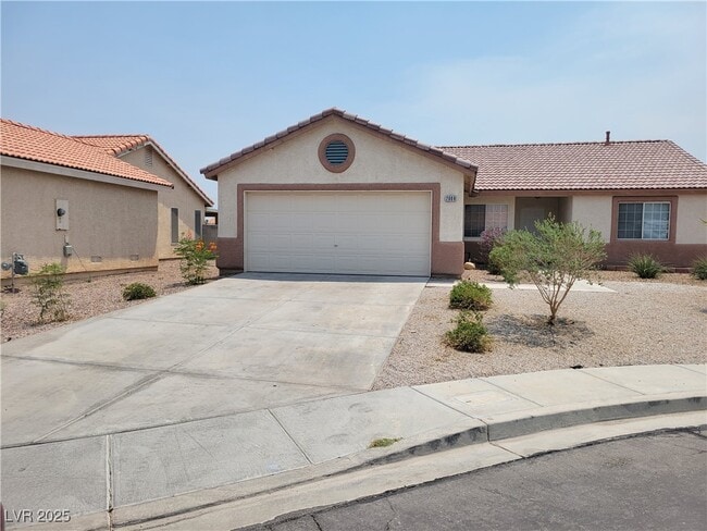 Building Photo - 2809 El Cubano Ct