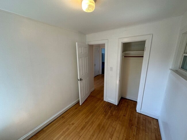 Building Photo - 2636 N Buffum St