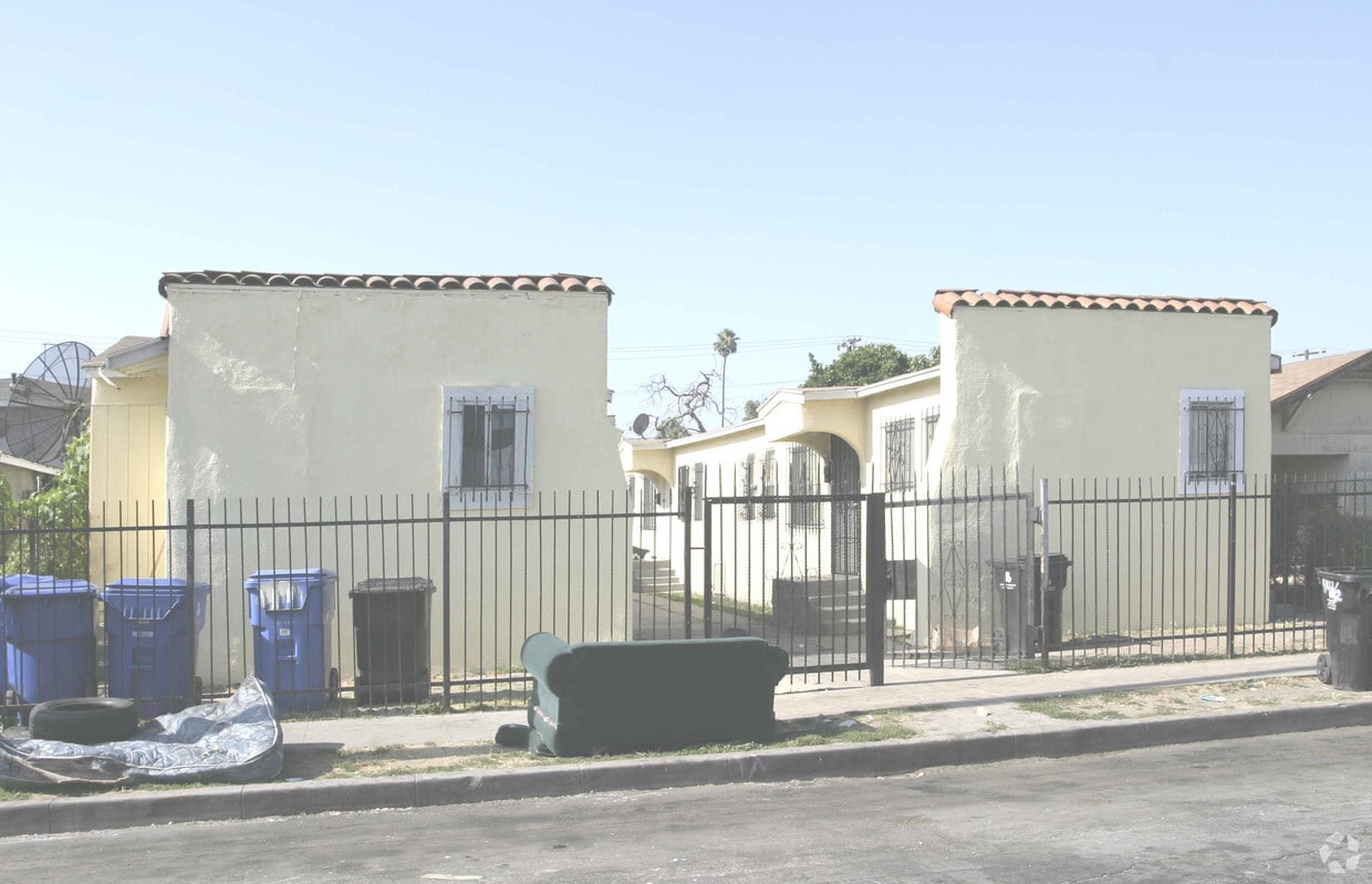 Primary Photo - 914-916 W 81st Street