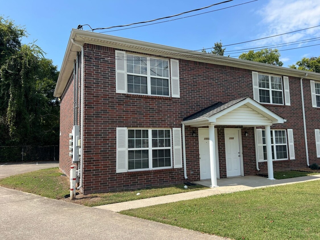 Primary Photo - 1503 Center Pt