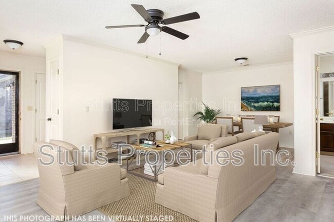 Interior Photo - Creekside Apartments