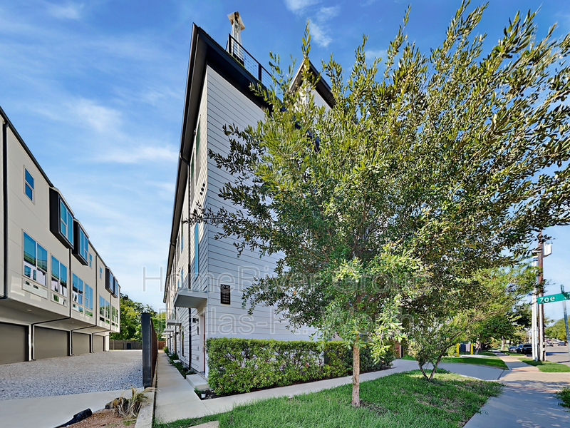 Primary Photo - 1664 Zoe Pl