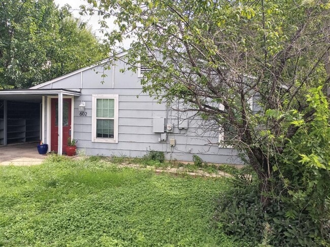 Building Photo - 602 Blackson Ave