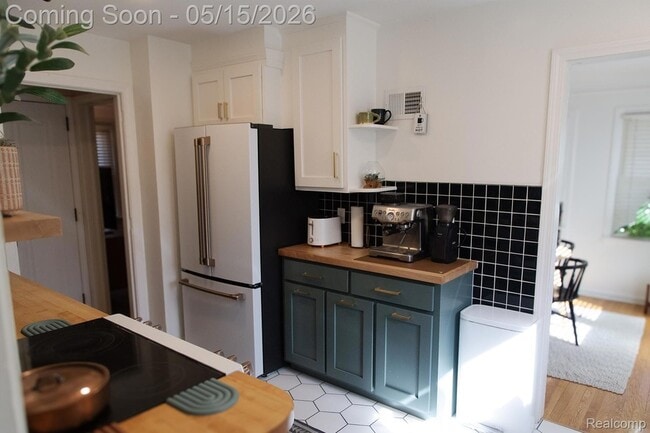 Building Photo - 505 Catalpa Dr