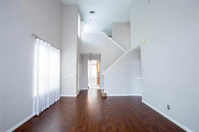 Foto del edificio - 956 Avondale Ln