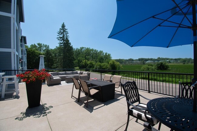 Building Photo - The Views of Minnetonka