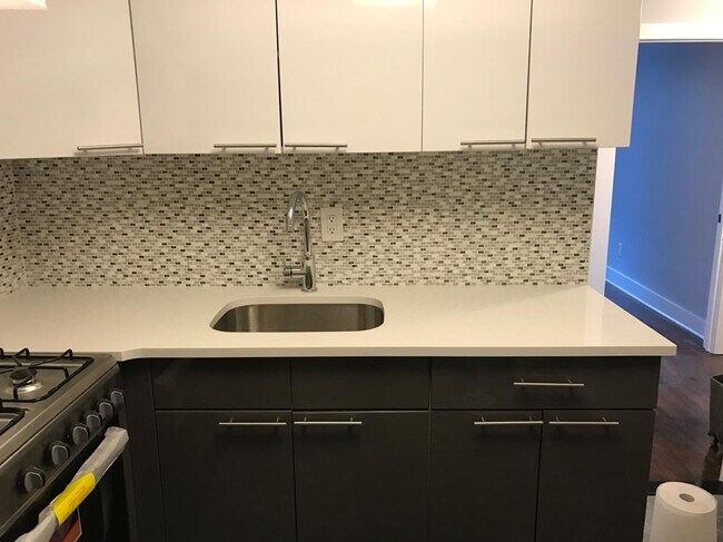 Foto del edificio - 270 2nd St