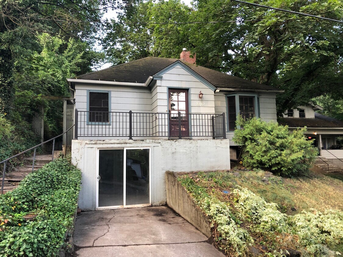 1010 NE Maple St, Pullman, WA 99163 House Rental in Pullman, WA