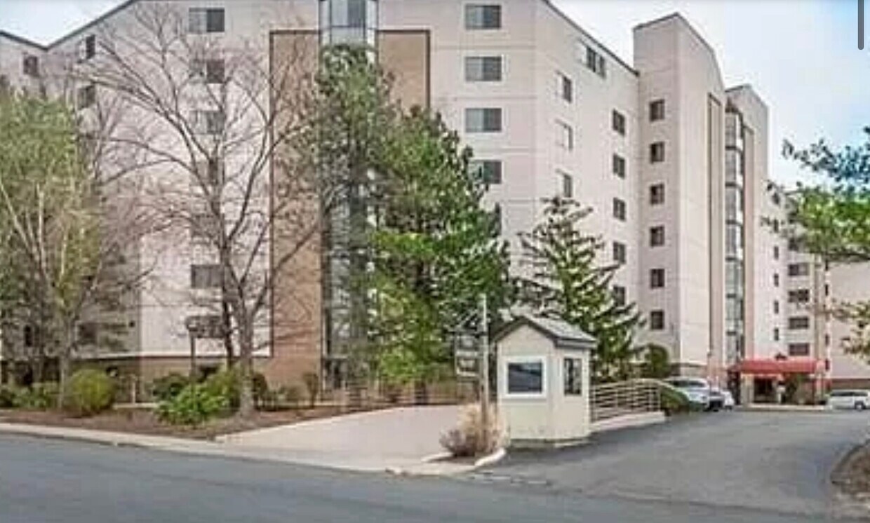 Foto principal - 125 Coolidge Ave