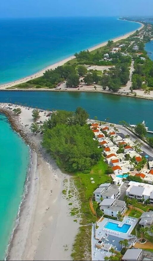 Building Photo - 1555 Tarpon Center Dr