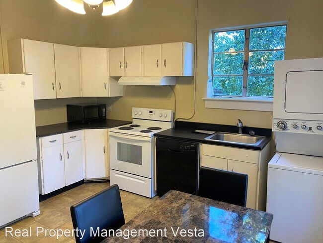 Building Photo - 1 br, 1 bath House - 306 College Street
