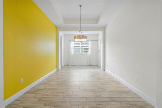 Building Photo - 15964 Whippoorwill Cir
