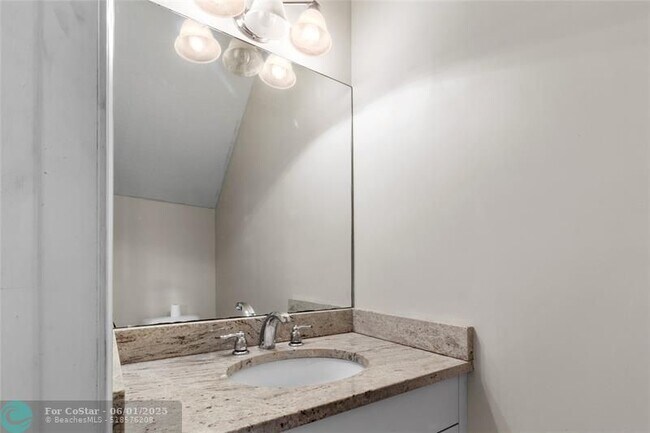 Building Photo - 6918 Long Pine Cir