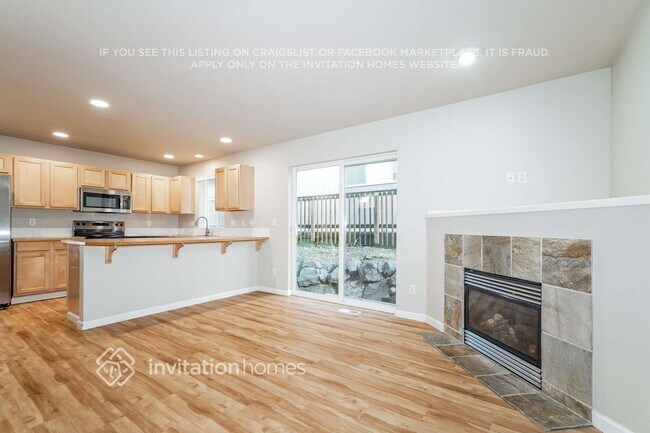 Building Photo - 17917 72nd Ave E