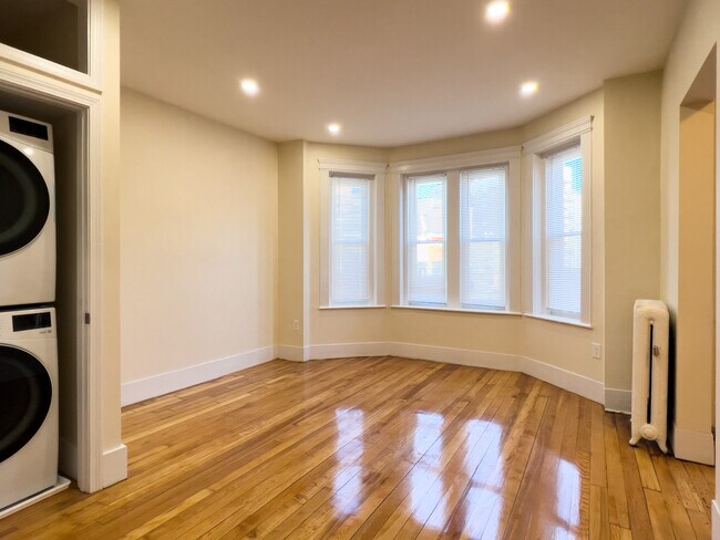 Foto del edificio - 211 Harvard Ave