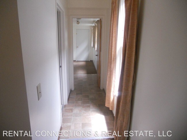 Building Photo - 216 N K St