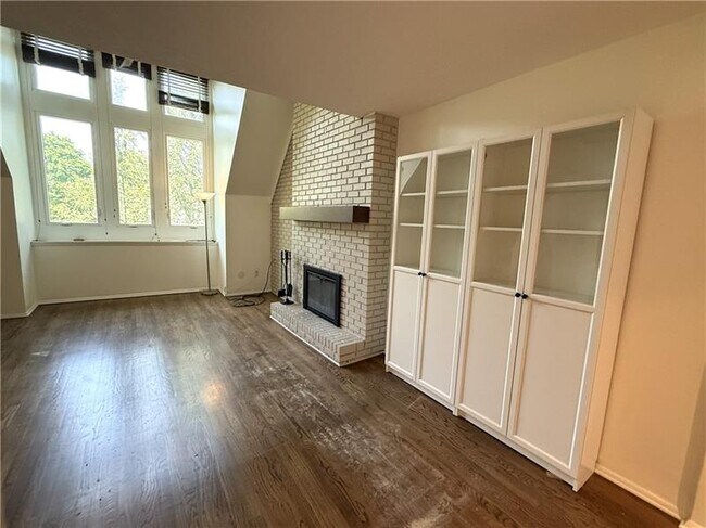 Foto del edificio - 5922 Howe St