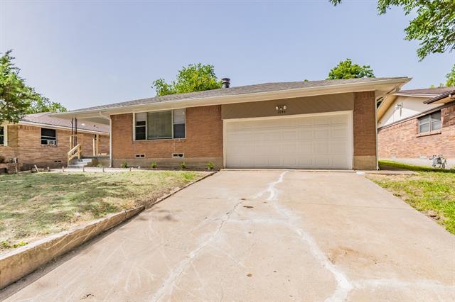 Foto principal - 1044 E Five Mile Pkwy