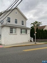 Building Photo - 107 Carlton Ave