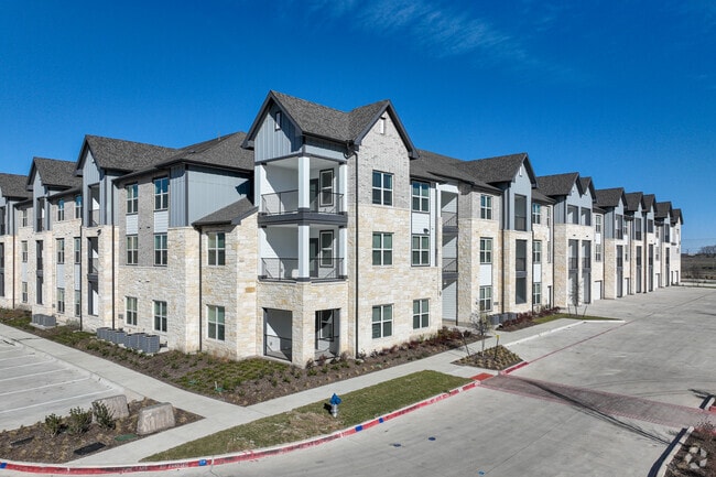 Building Photo - Ascend at Celina Hills