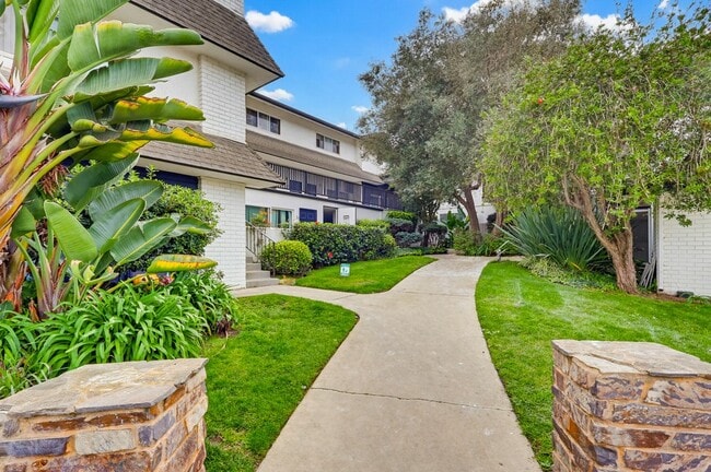 Building Photo - CitiZen Beach Collection