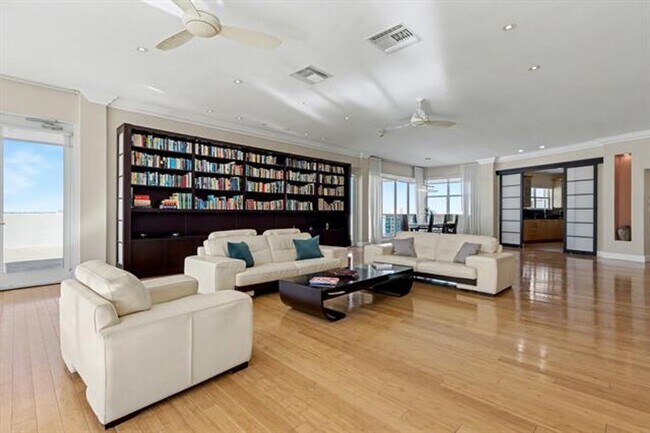 Foto del edificio - 3430 Galt Ocean Dr