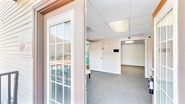 Foto del edificio - 383 W North St