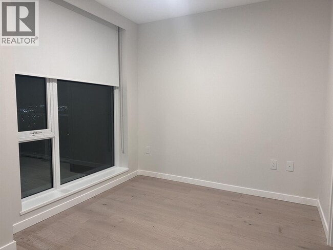 Building Photo - 7418 Paulson St