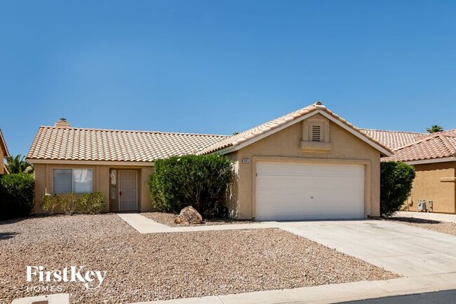 Building Photo - 4543 Carmar Dr