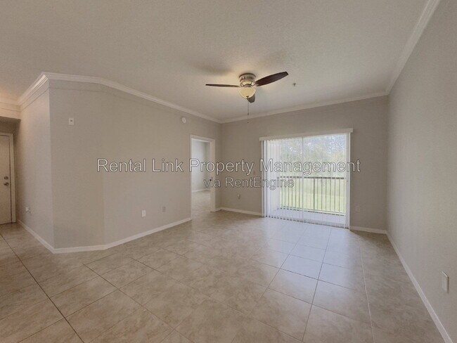 Building Photo - 11530 Villa Grand