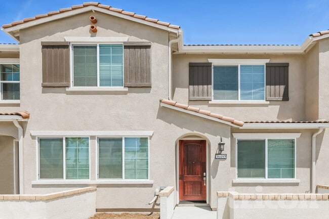 Interior Photo - Tricon Wildomar