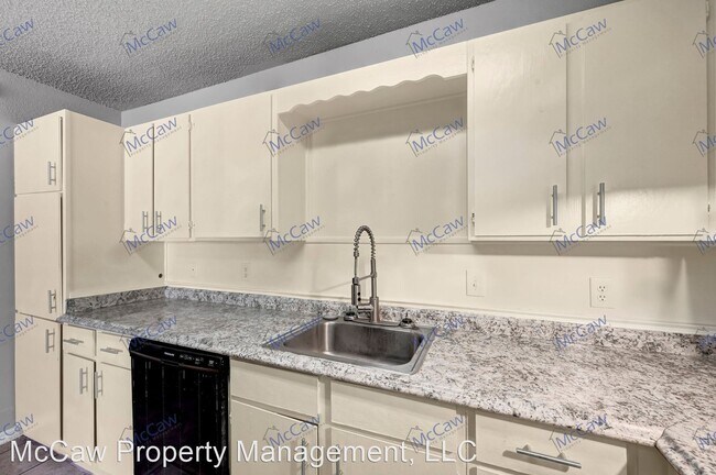 Building Photo - 2 br, 2 bath House - 409 Rockcrest Dr. Unit B