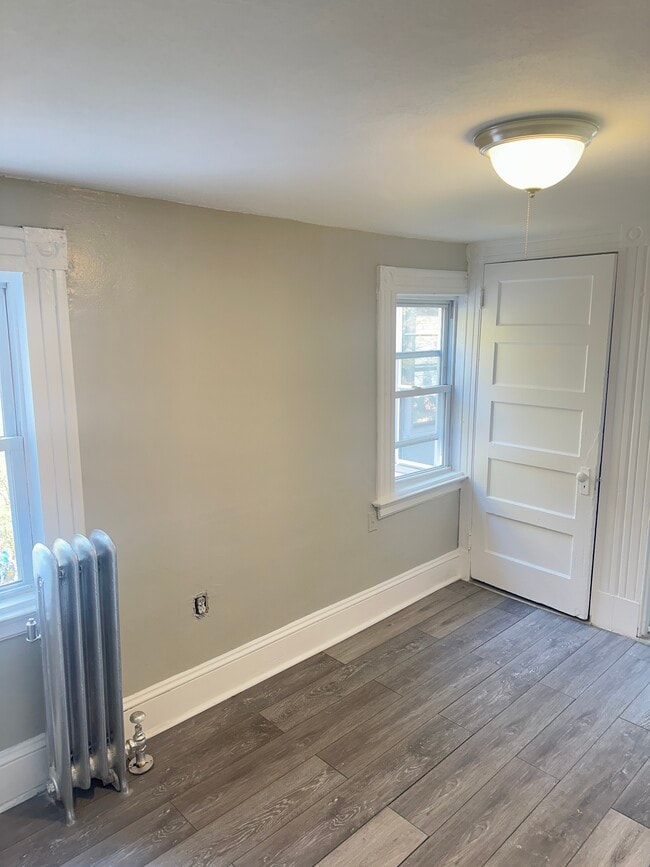 Building Photo - 4 Tower Rd