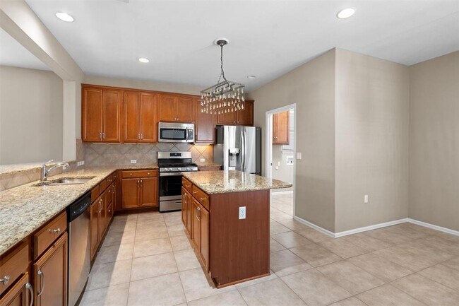 Building Photo - 808 Apache Mountain Ln