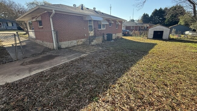 Building Photo - 249 Wayne Ave