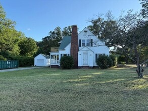 Building Photo - 8191 E Highway 19