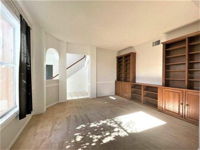 Building Photo - 25737 Frith St