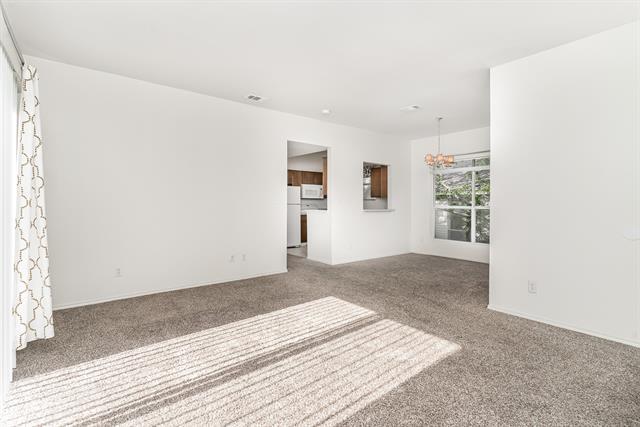 Foto del edificio - 3329 Rosedale Ave