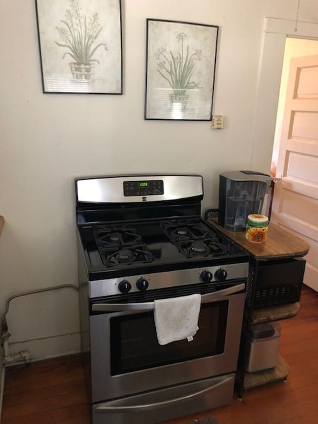 Building Photo - Jeffrey and Foothill Properties