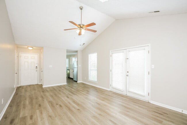 Building Photo - 7683 Waterwood Dr