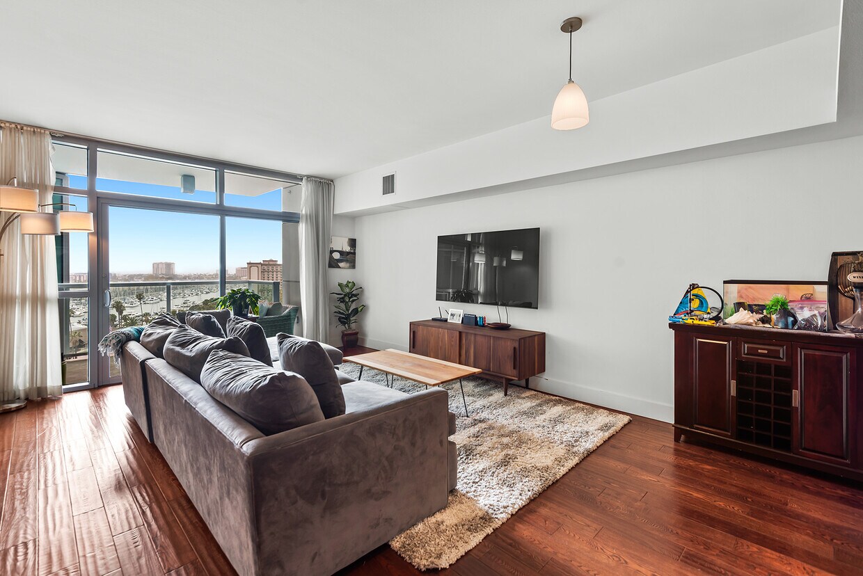 13700 Marina Pointe Dr, Marina Del Rey, CA 90292 Condo for Rent in