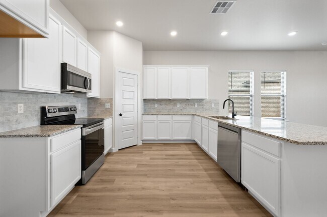 Building Photo - Available August 8th in Bell Farms: Spacio...