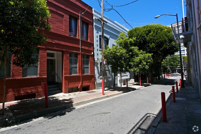 Foto del edificio - 125 Trenton St