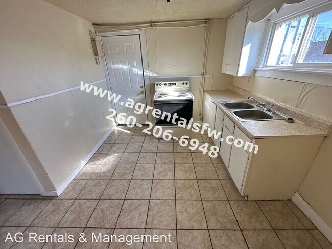 Building Photo - 2 br, 1 bath House - 507 E Pettit Ave