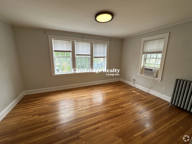 Building Photo - 8 Ellery St