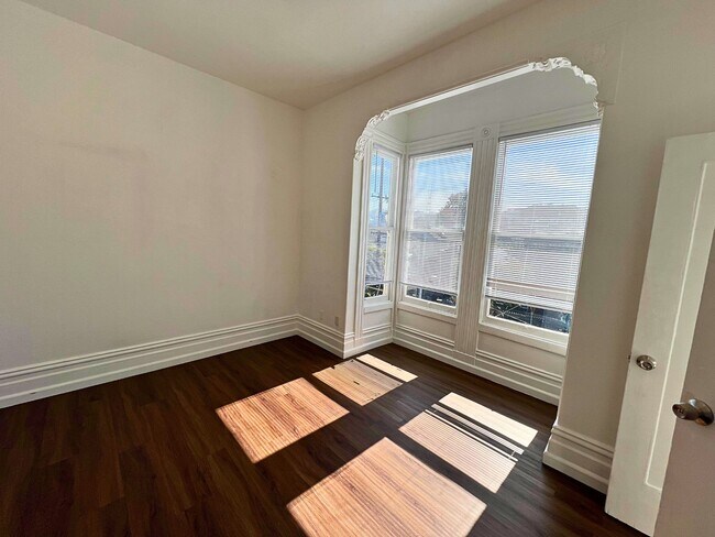 Foto del edificio - 122 Webster St