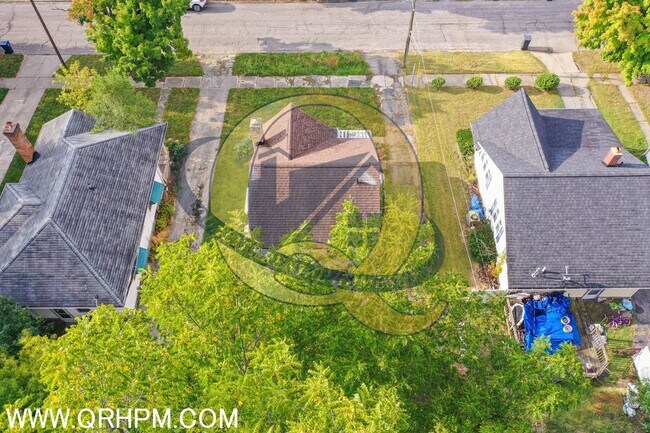 Foto del edificio - Available Now!