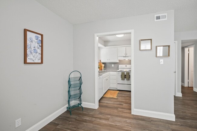 Interior Photo - The Village at Brookside