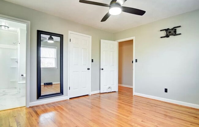 Building Photo - 246 Poor House Rd